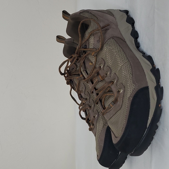 Columbia Other - Columbia Sportswear Valley Pointe Men's Hiking Shoes Size 9